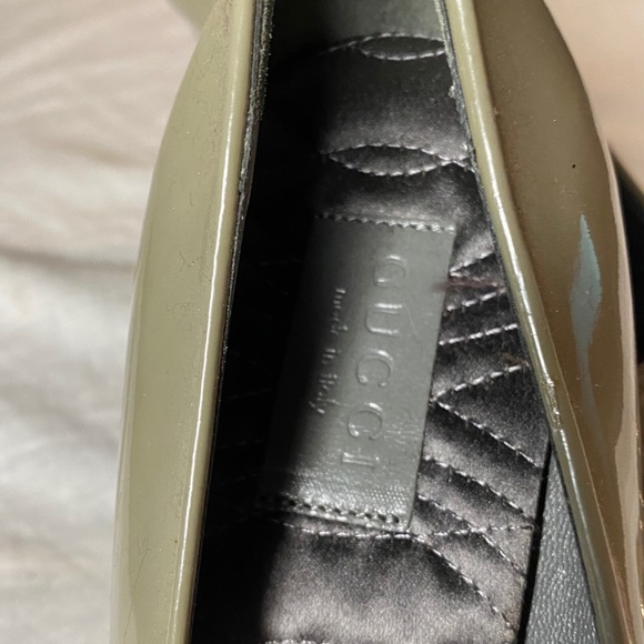 Gucci Grey Patent Leather Heels w/ Ribbon! So Fab! - Picture 4 of 7